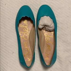 Sam Edelman scalloped flats size 8, never worn